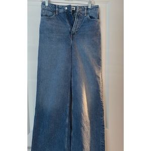 Wide ultra high waisted jeans